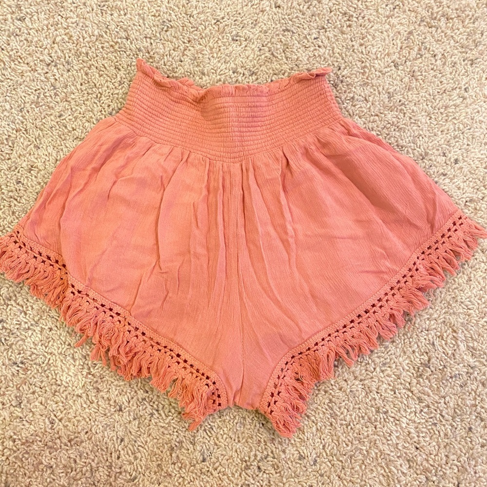 Forever 21 Contemporary Line:Flowy fringed shorts